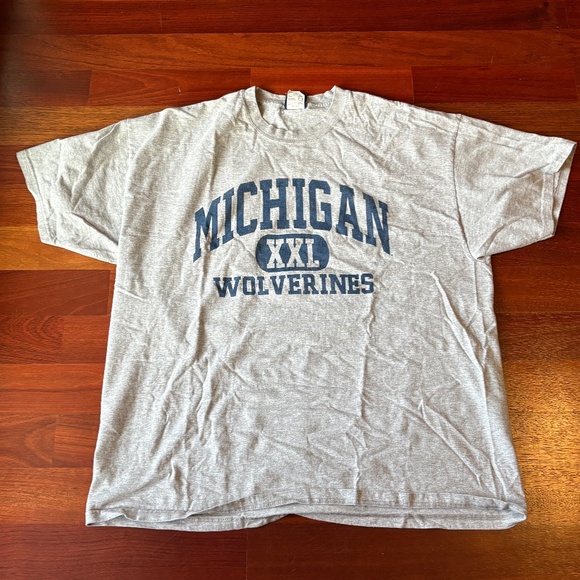 University of Michigan T-Shirt - Unisex - Picture 1 of 6